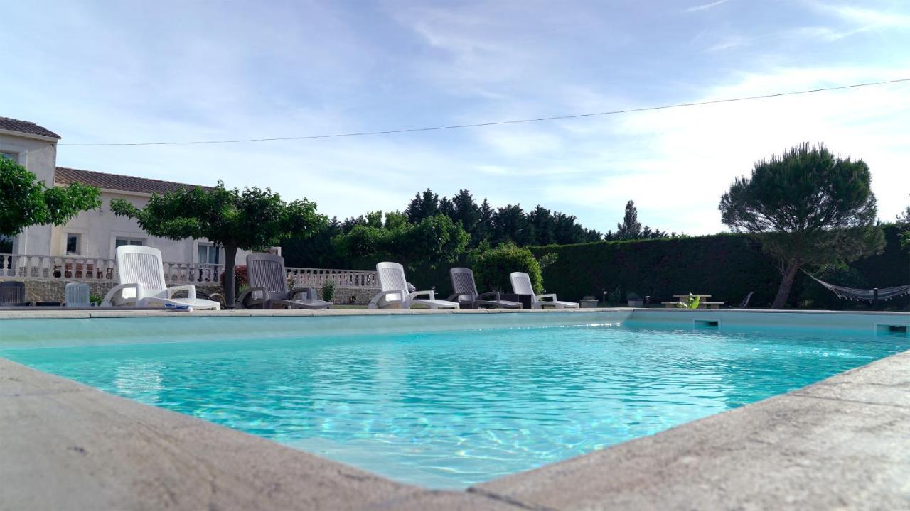 פרנה-לה-פונטיין Chambres D'Hotes Le Saint Victor - Provence, Vaucluse מראה חיצוני תמונה