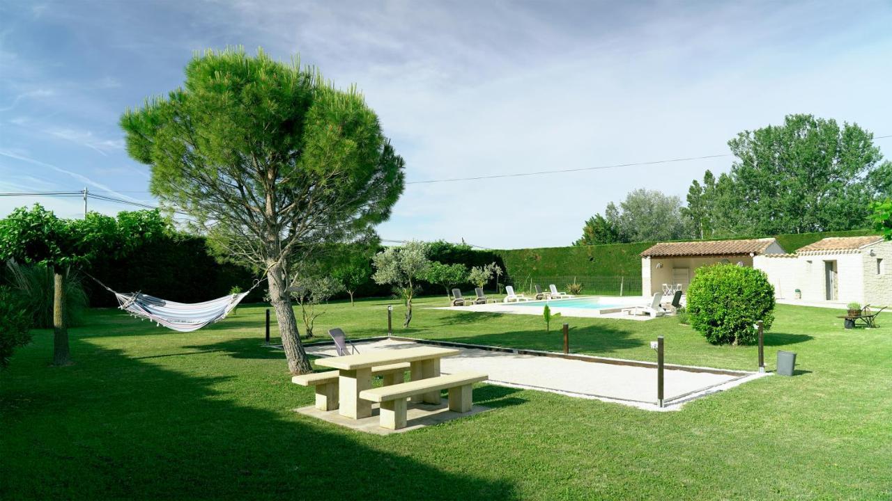 פרנה-לה-פונטיין Chambres D'Hotes Le Saint Victor - Provence, Vaucluse מראה חיצוני תמונה