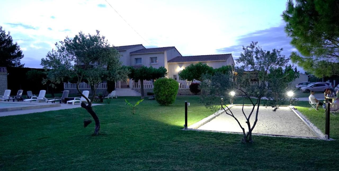 פרנה-לה-פונטיין Chambres D'Hotes Le Saint Victor - Provence, Vaucluse מראה חיצוני תמונה