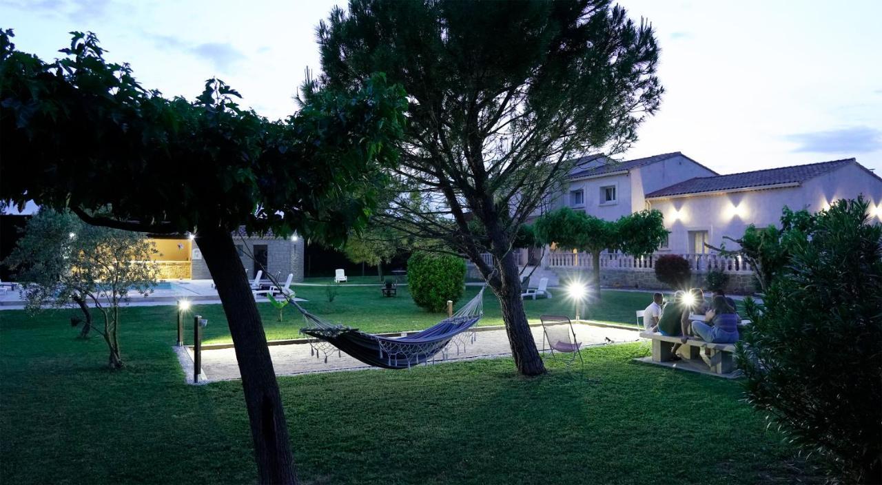 פרנה-לה-פונטיין Chambres D'Hotes Le Saint Victor - Provence, Vaucluse מראה חיצוני תמונה