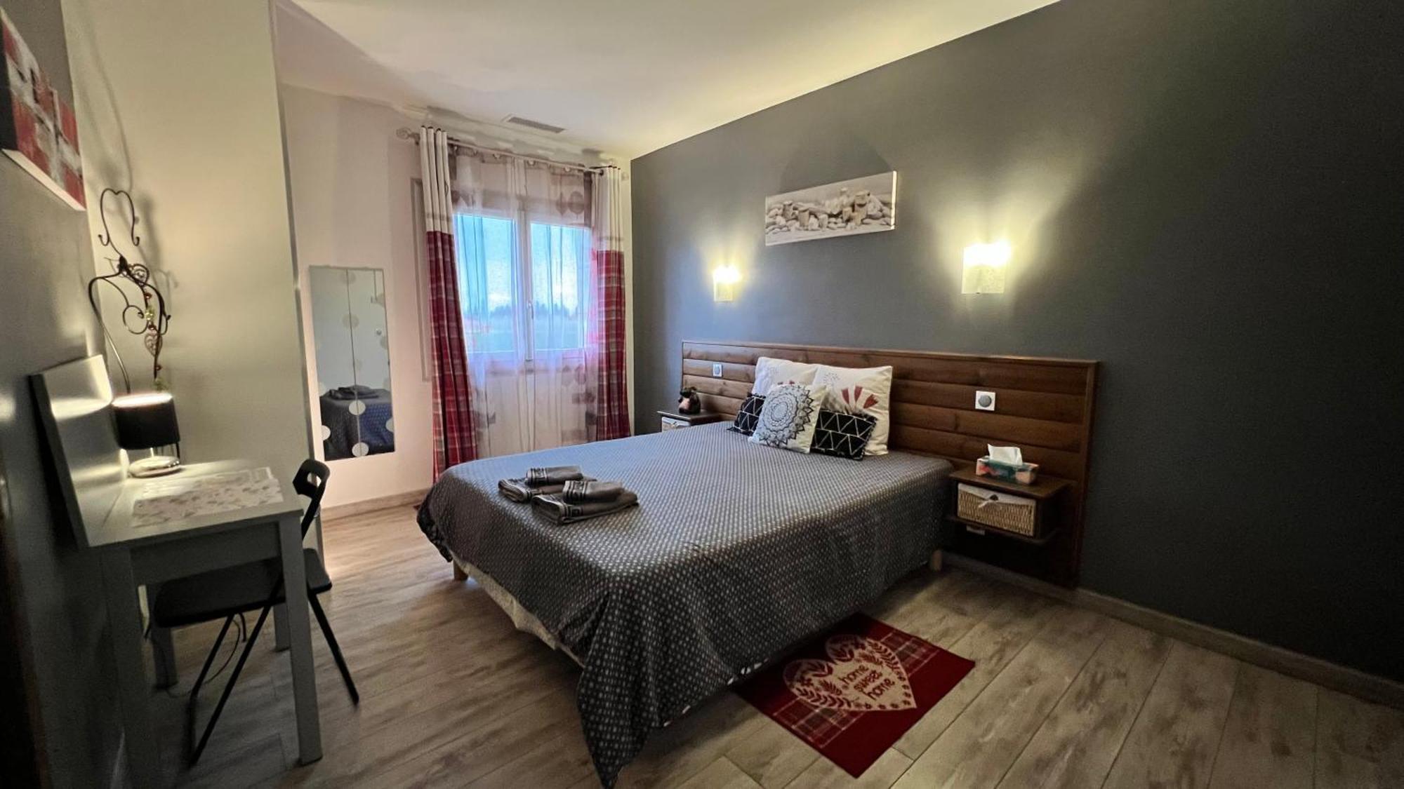 פרנה-לה-פונטיין Chambres D'Hotes Le Saint Victor - Provence, Vaucluse מראה חיצוני תמונה